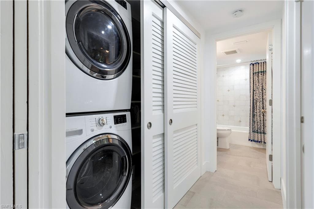 1323 Chesapeake Ave 1b, Naples, FL 34102-14