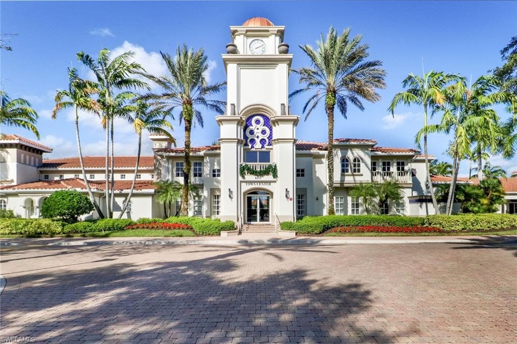 3238 Barbados Ln, Naples, FL 34119-20