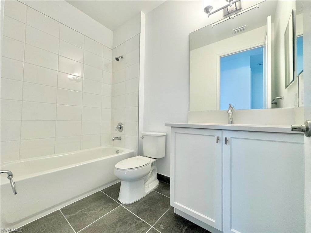 20885 Thistle Leaf Ln, Estero, FL 33928-26