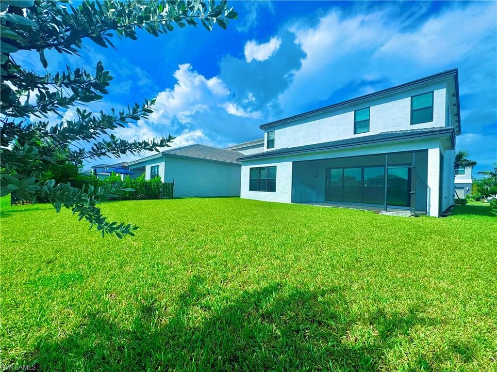 20885 Thistle Leaf Ln, Estero, FL 33928-5