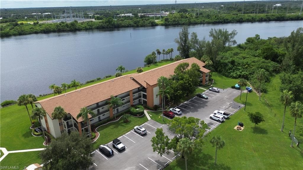 16000 Bay Pointe Blvd 307, North Fort Myers, FL 33917-20