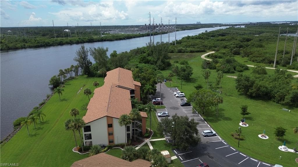 16000 Bay Pointe Blvd 307, North Fort Myers, FL 33917-21