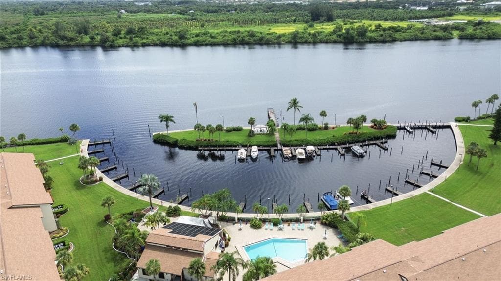 16000 Bay Pointe Blvd 307, North Fort Myers, FL 33917-30