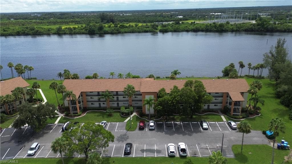 16000 Bay Pointe Blvd 307, North Fort Myers, FL 33917-4