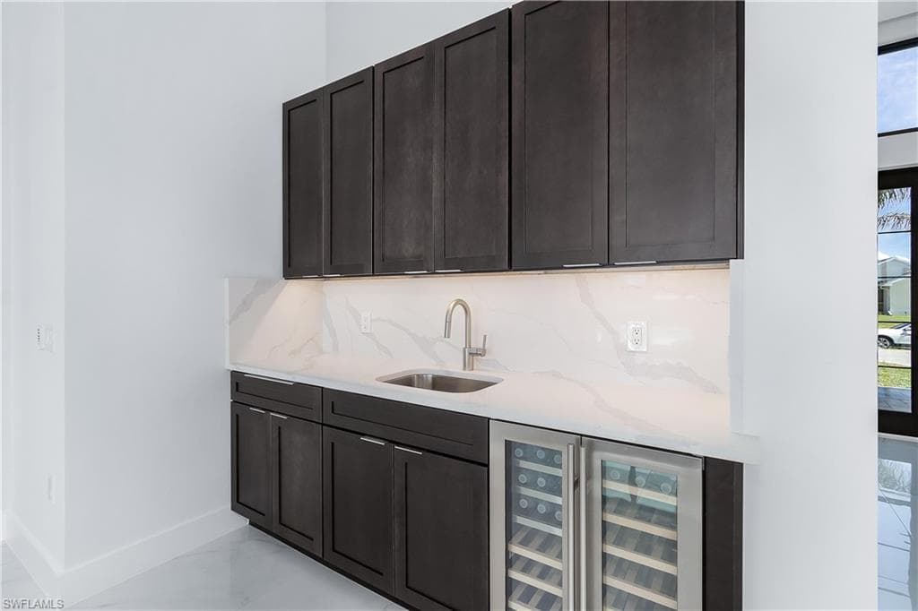 4240 33rd Ln, Cape Coral, FL 33993-12