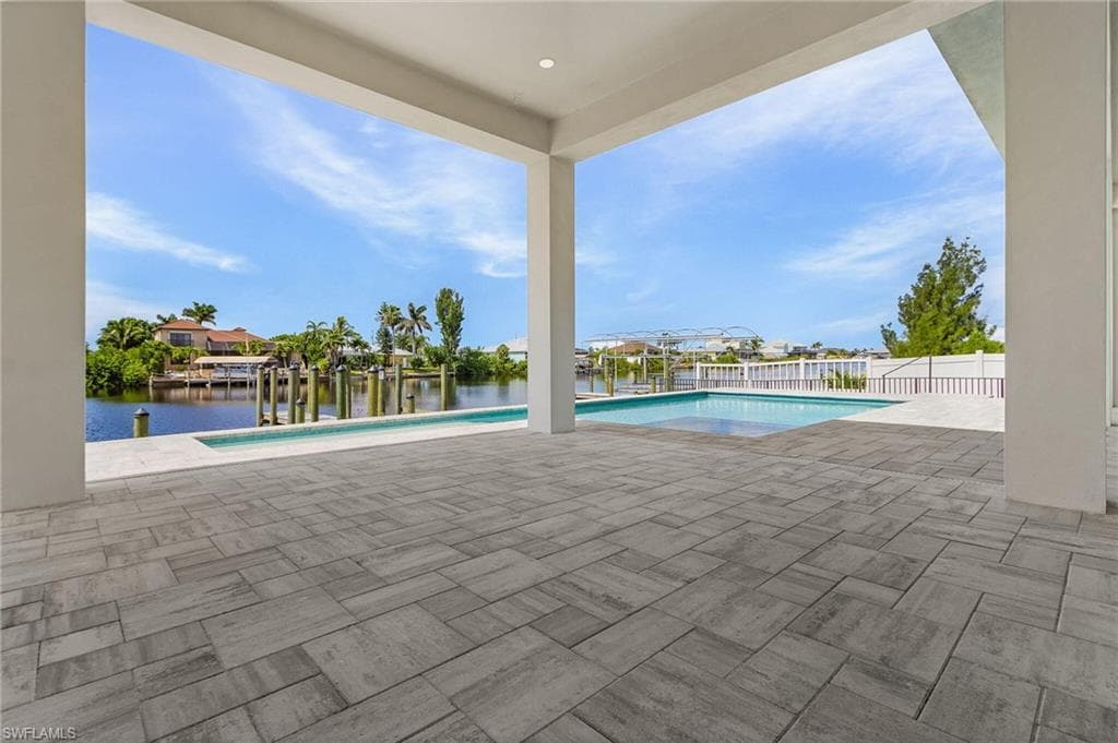 4240 33rd Ln, Cape Coral, FL 33993-18