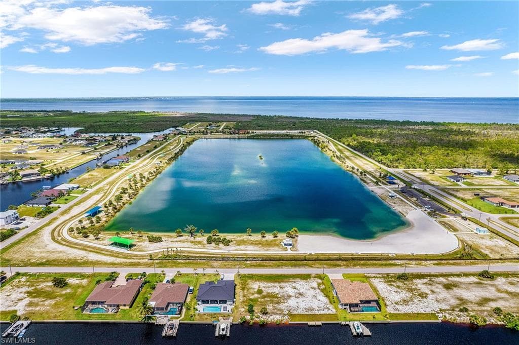 4240 33rd Ln, Cape Coral, FL 33993-19