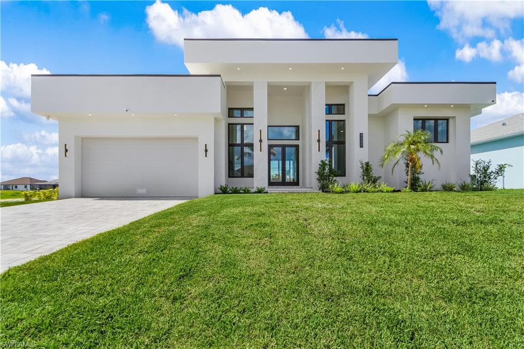 4240 33rd Ln, Cape Coral, FL 33993-3