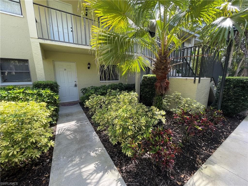 28150 Pine Haven Way 27, Bonita Springs, FL 34135-2