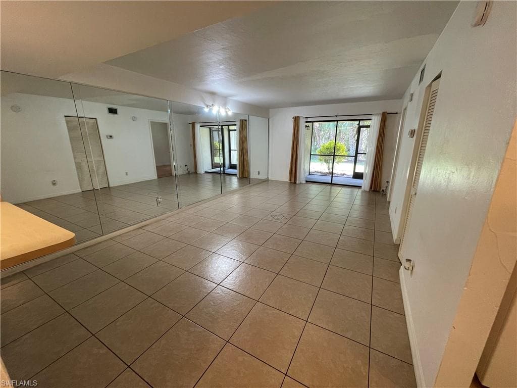 28150 Pine Haven Way 27, Bonita Springs, FL 34135-5