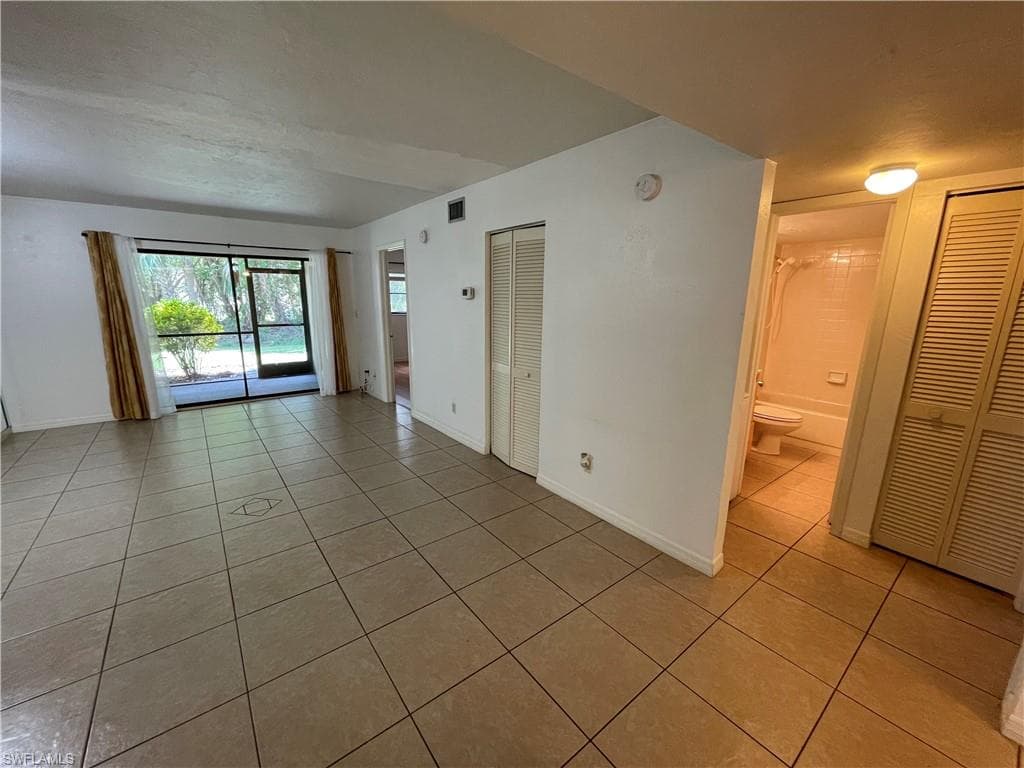 28150 Pine Haven Way 27, Bonita Springs, FL 34135-7