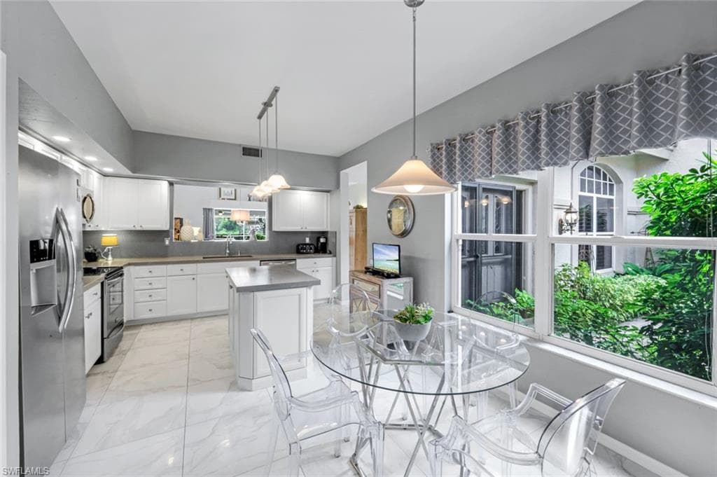 11626 Quail Village Way, Naples, FL 34119-12