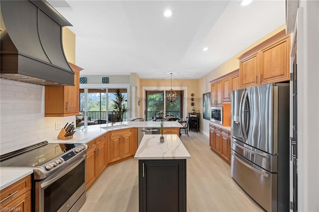 8551 Via Lungomare Cir 201, Estero, FL 33928-17