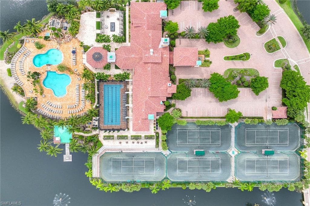8551 Via Lungomare Cir 201, Estero, FL 33928-34