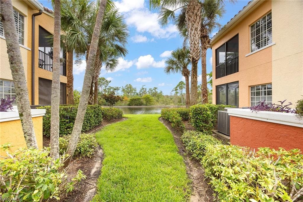 8551 Via Lungomare Cir 201, Estero, FL 33928-5
