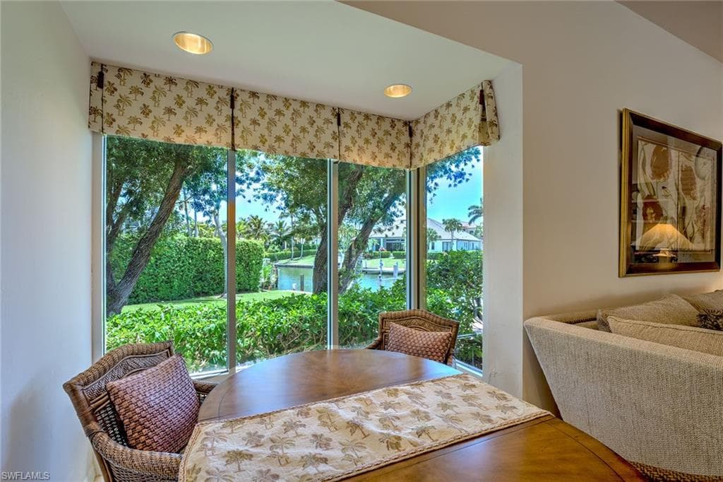 1639 Mcilvaine Ct, Marco Island, FL 34145-20