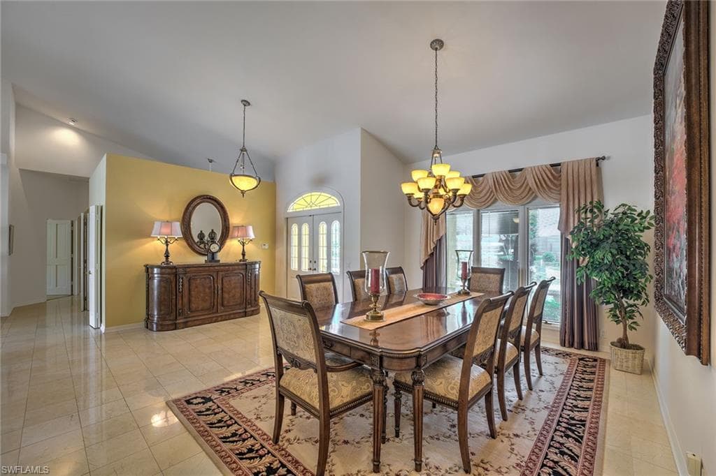 1639 Mcilvaine Ct, Marco Island, FL 34145-22