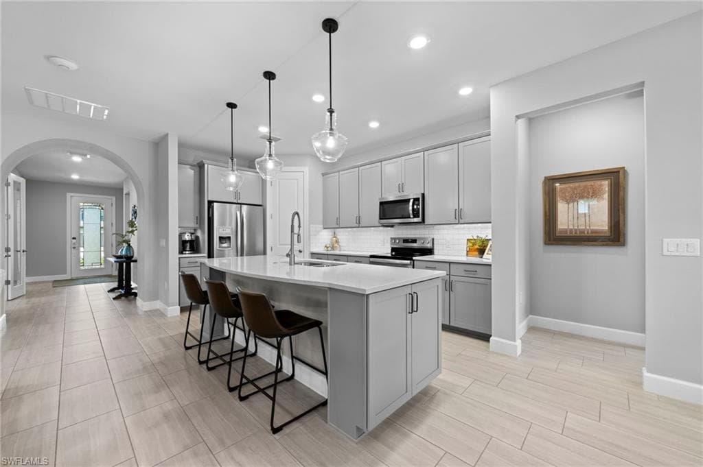 19852 Beechcrest Pl, Estero, FL 33928-15