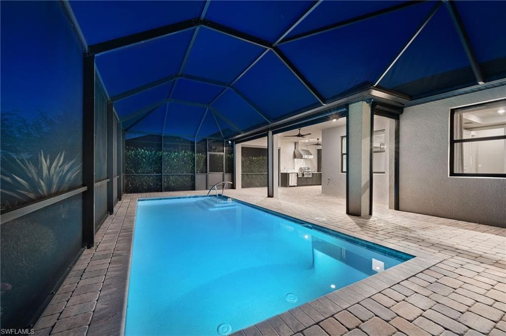 19852 Beechcrest Pl, Estero, FL 33928-4