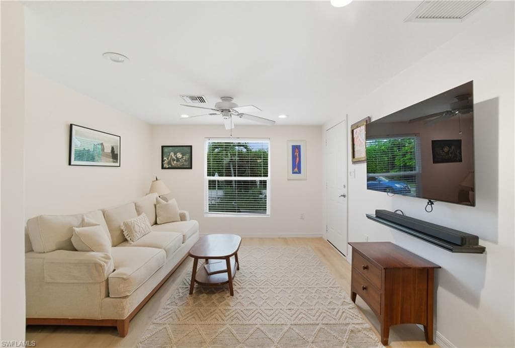 2662/2656 Mangrove St, Naples, FL 34112-18