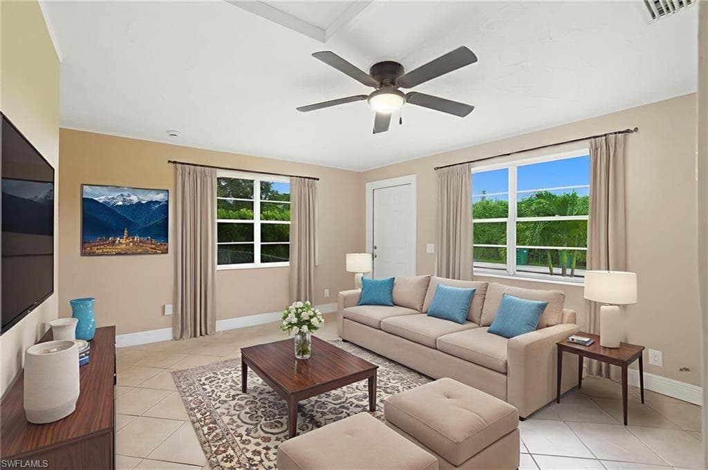2662/2656 Mangrove St, Naples, FL 34112-24