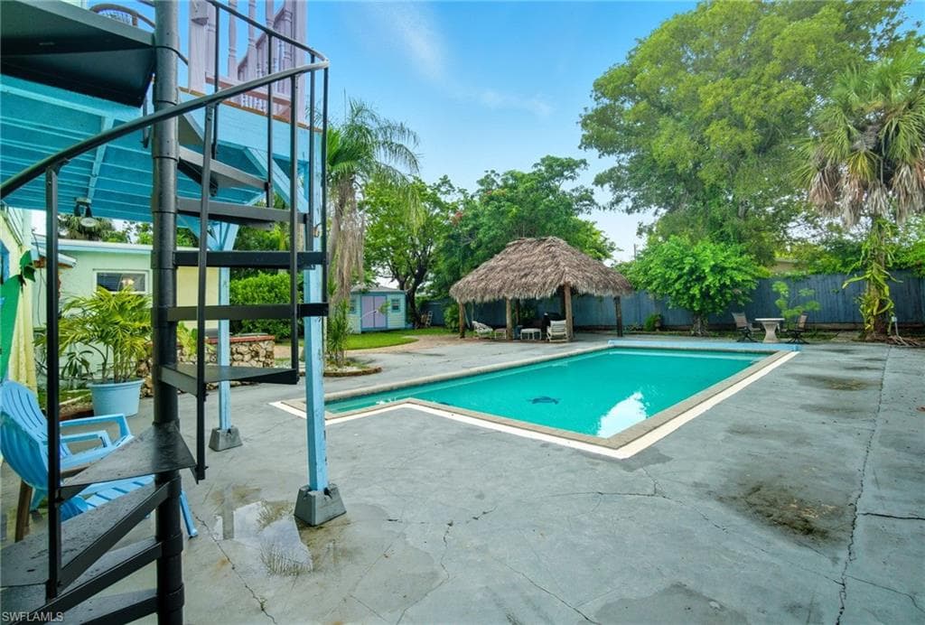 2662/2656 Mangrove St, Naples, FL 34112-38