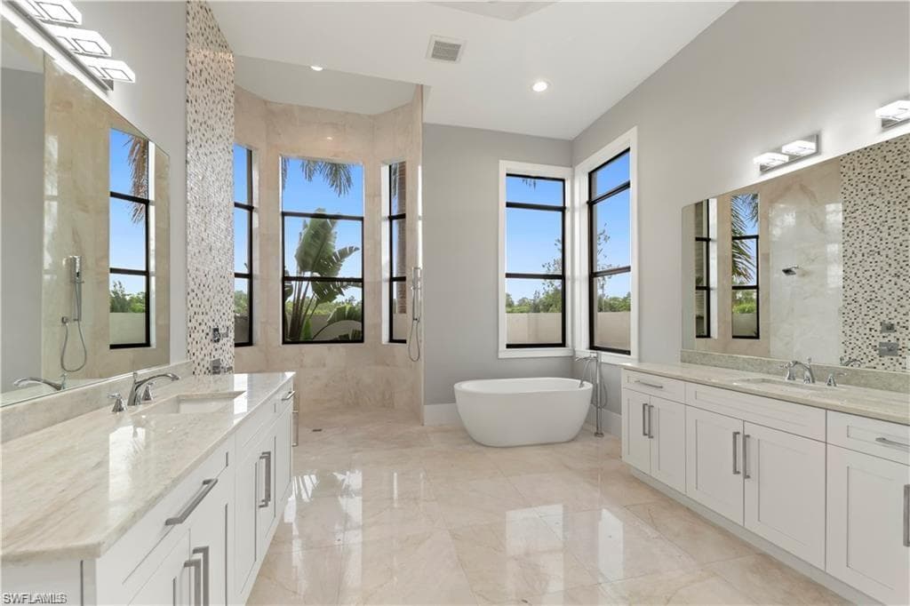 1361 Golden Gate Blvd W, Naples, FL 34120-9