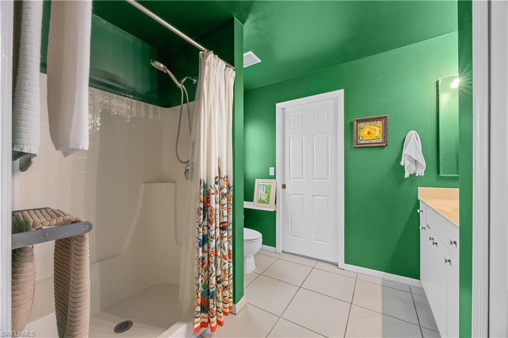 225 Nicholas Pkwy W, Cape Coral, FL 33991-10