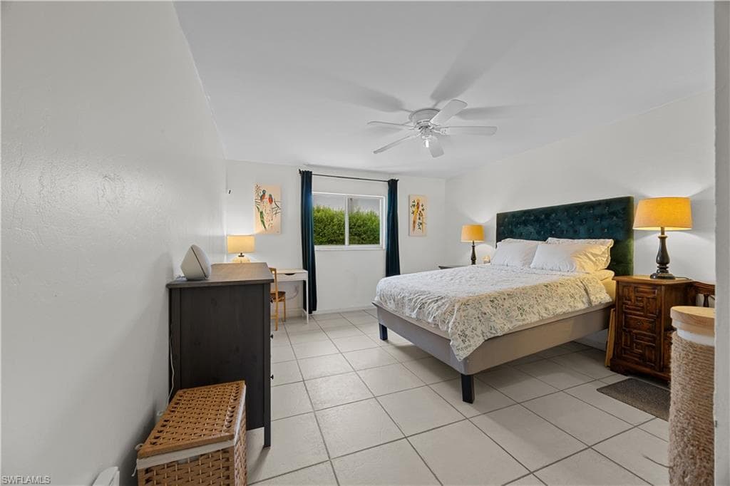 225 Nicholas Pkwy W, Cape Coral, FL 33991-7