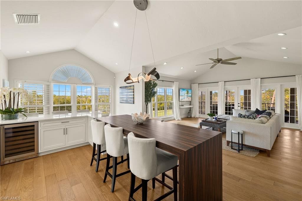 4460 Yacht Harbor Dr, Naples, FL 34112-1