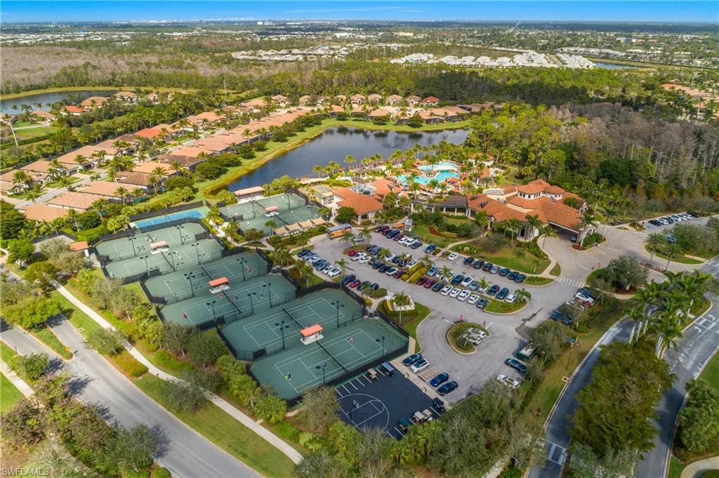 9590 Trevi Ct 5325, Naples, FL 34113-40