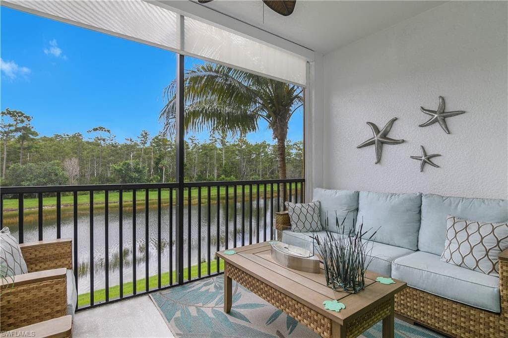 9590 Trevi Ct 5325, Naples, FL 34113-4
