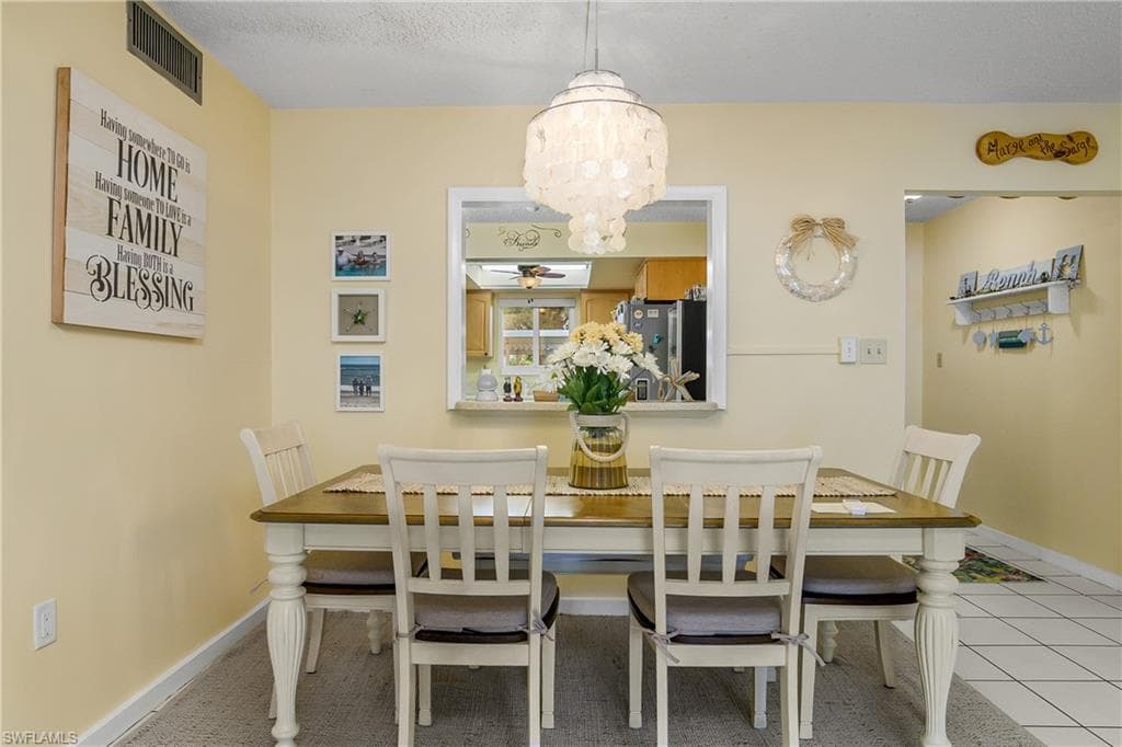 215 Cypress Way E C1, Naples, FL 34110-10