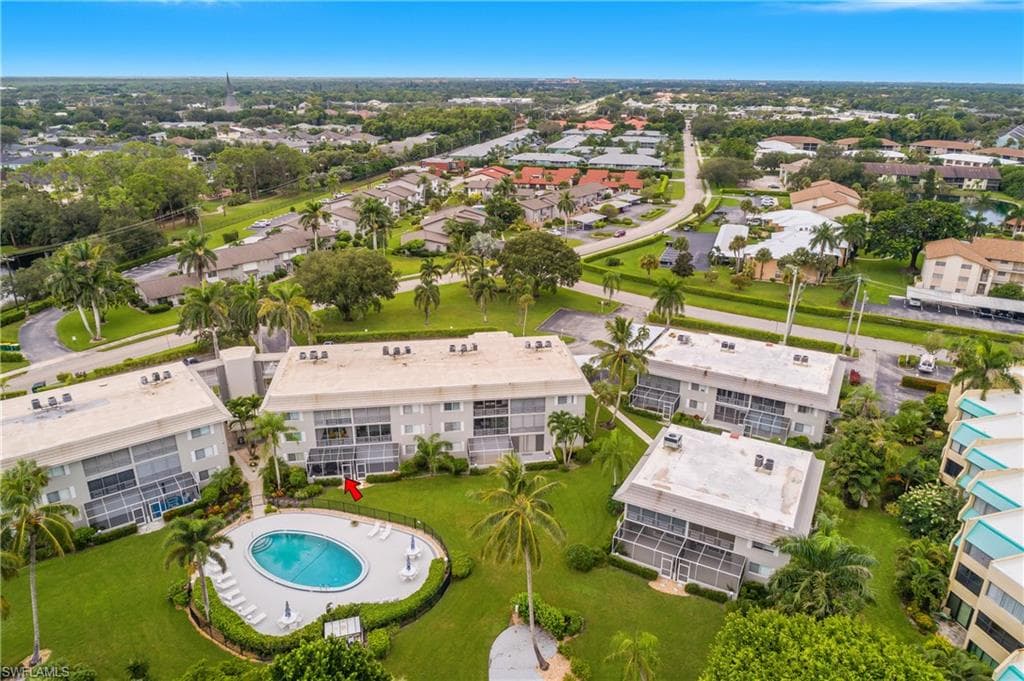 215 Cypress Way E C1, Naples, FL 34110-12