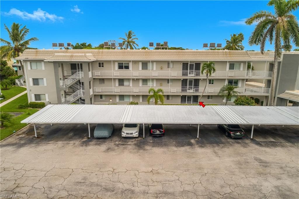 215 Cypress Way E C1, Naples, FL 34110-13