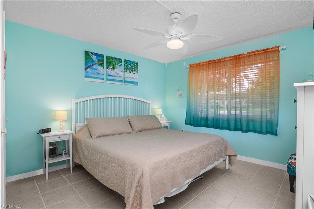 215 Cypress Way E C1, Naples, FL 34110-17