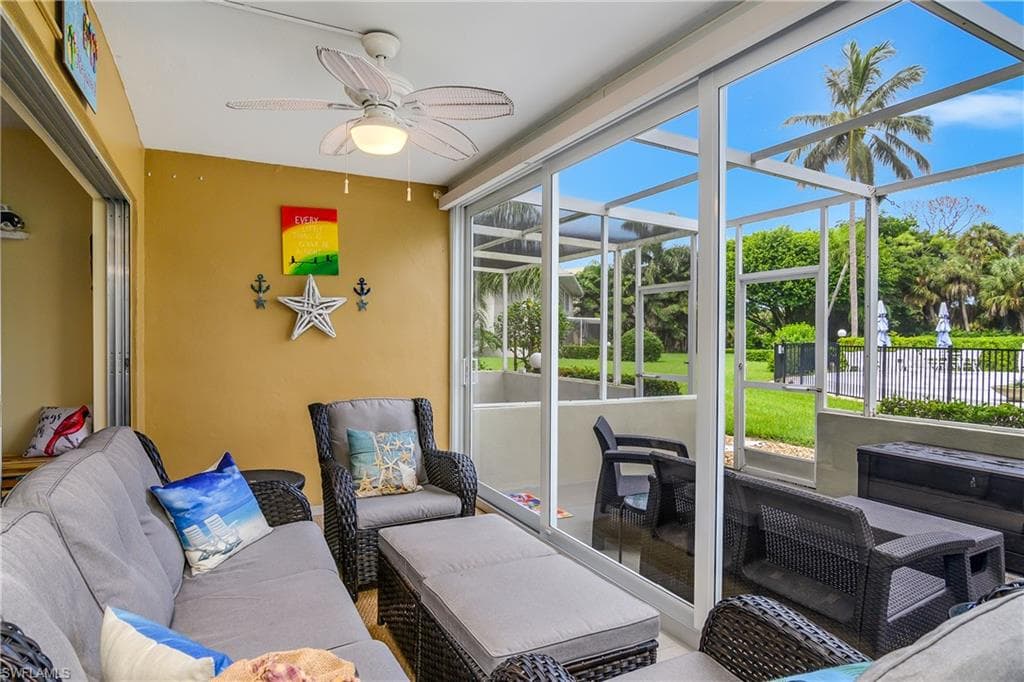 215 Cypress Way E C1, Naples, FL 34110-20