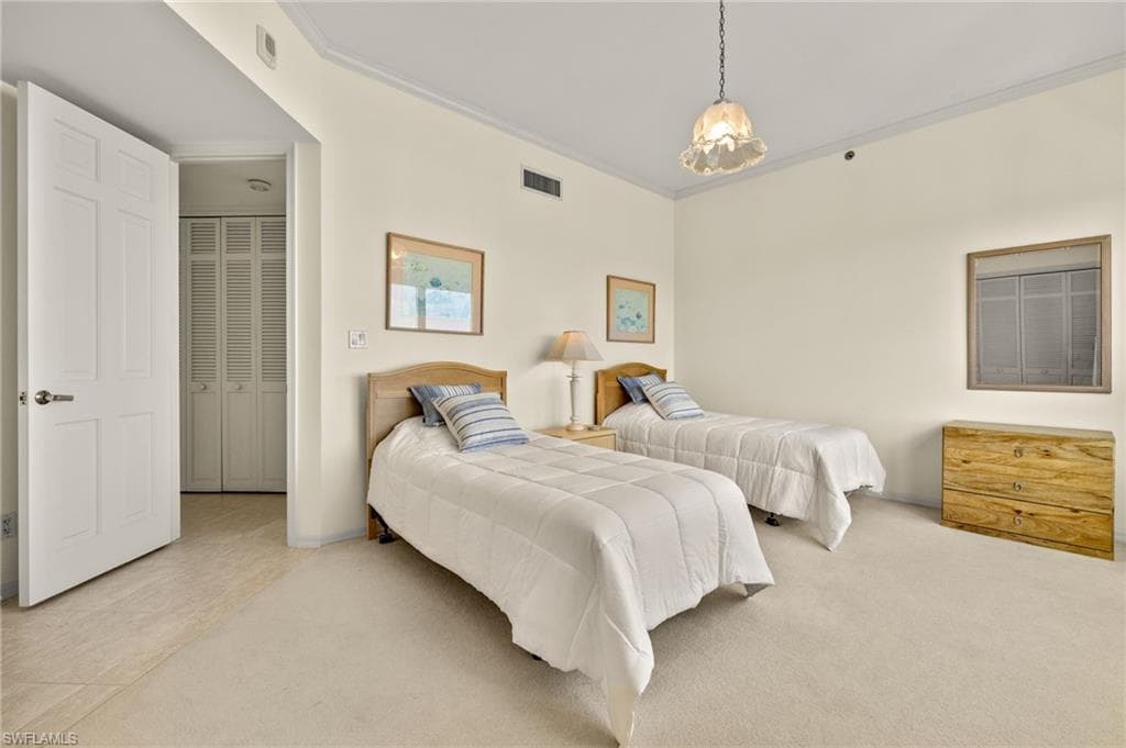 4251 Gulf Shore Blvd N Ph-a, Naples, FL 34103-28