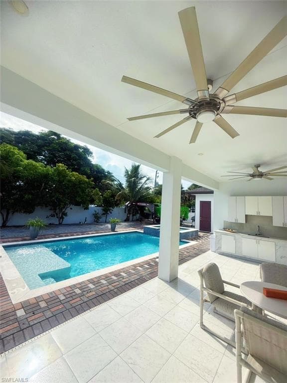 1806 41st St SW, Naples, FL 34116-12