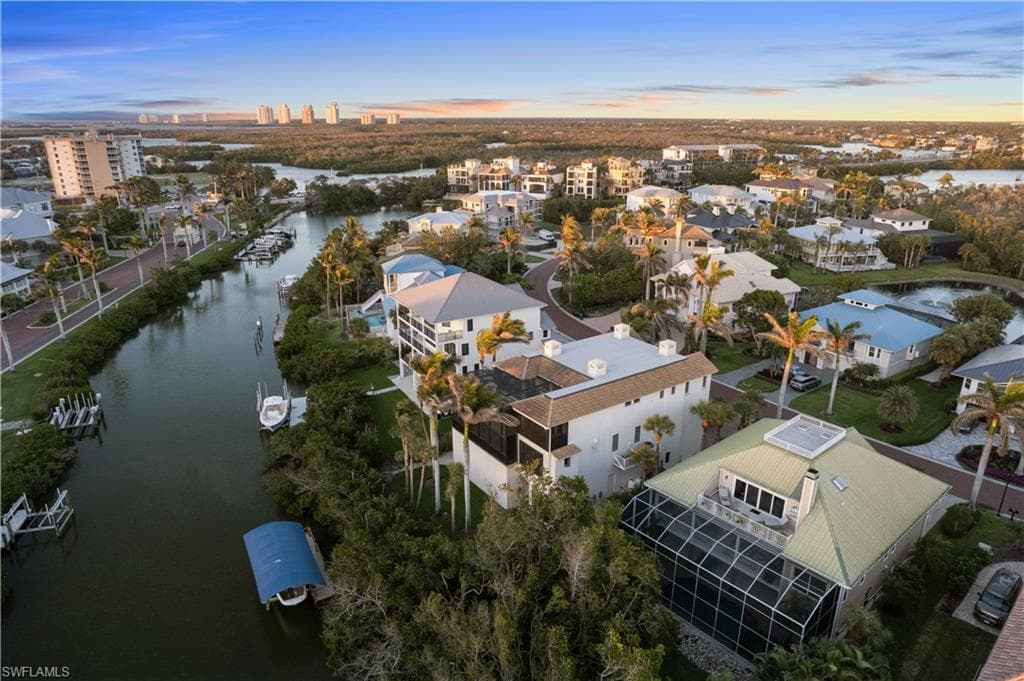 195 Topanga Dr, Bonita Springs, FL 34134-2