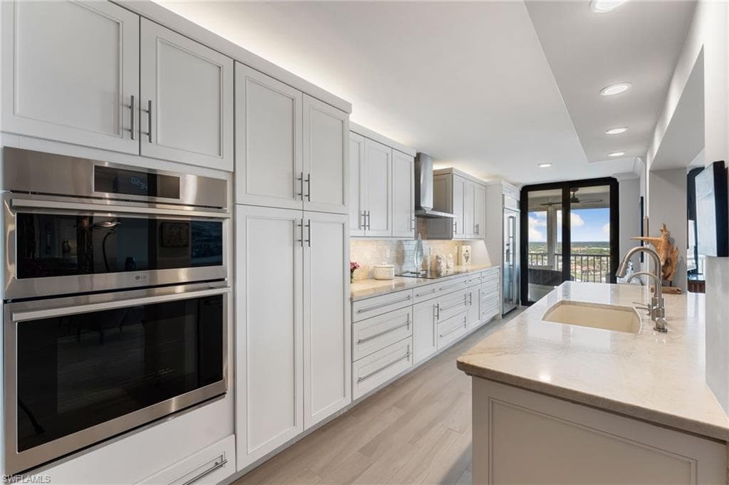 4401 Gulf Shore Blvd N 1708, Naples, FL 34103-8