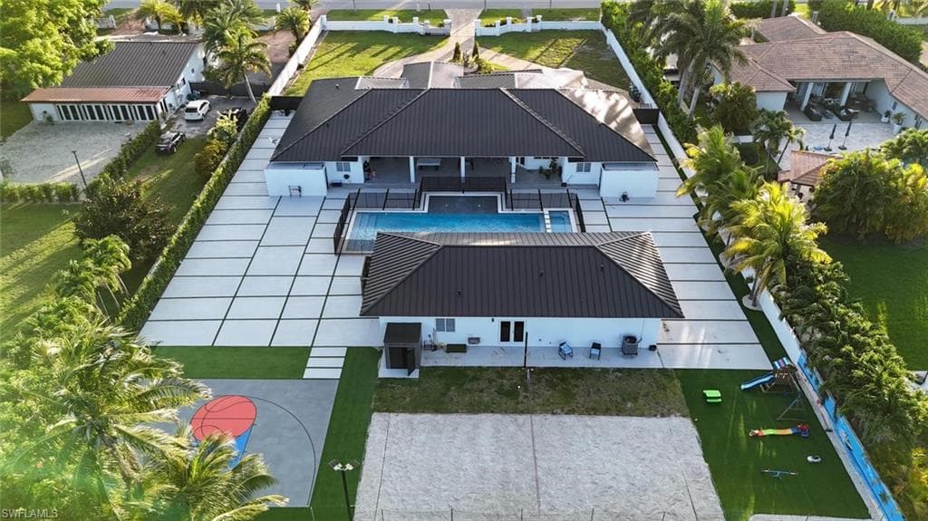 365 132nd Ave, Miami, FL 33182-3