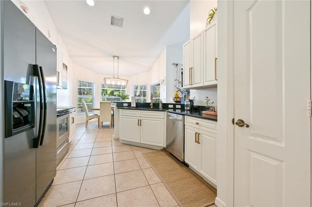 1331 Briarwood Ct, Naples, FL 34104-13