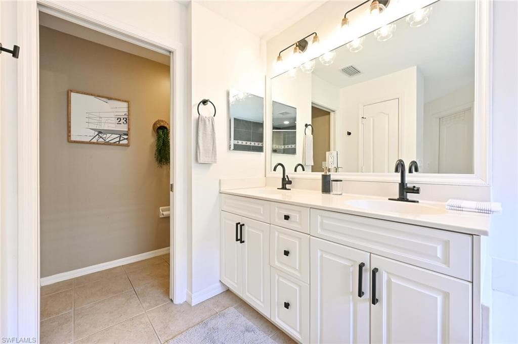 1331 Briarwood Ct, Naples, FL 34104-23