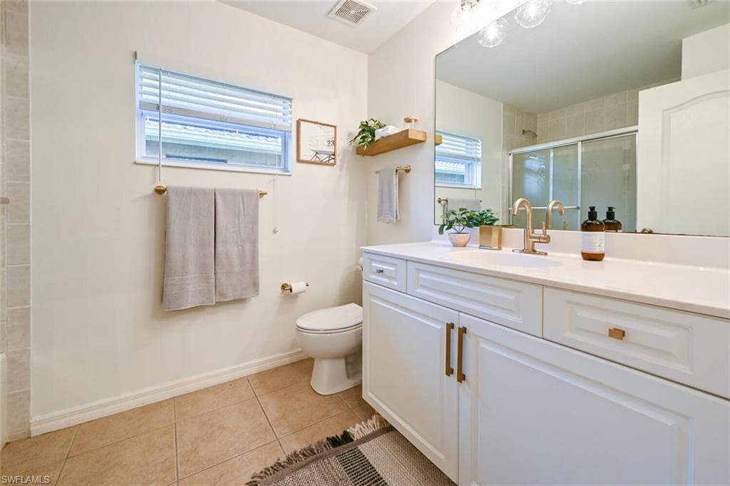 1331 Briarwood Ct, Naples, FL 34104-30