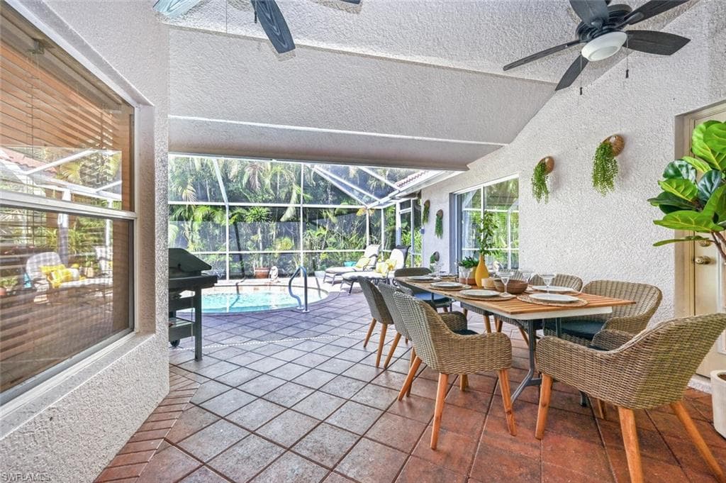 1331 Briarwood Ct, Naples, FL 34104-39