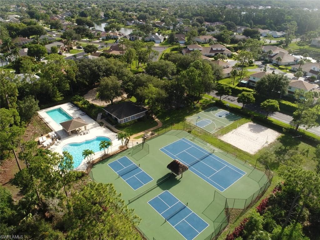 1331 Briarwood Ct, Naples, FL 34104-42