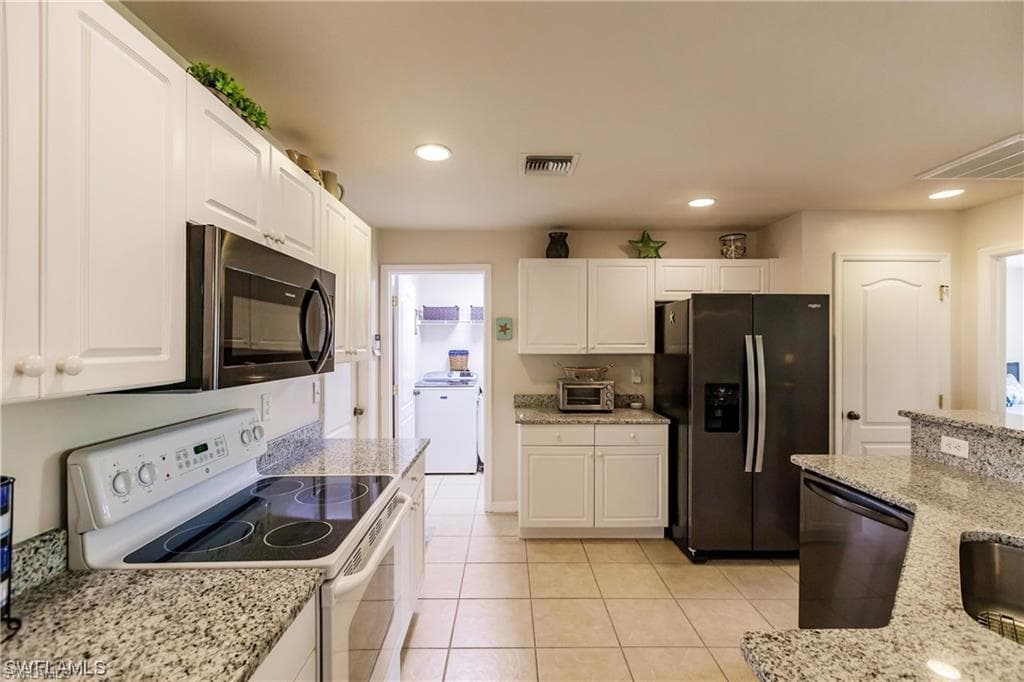 1809 12th Pl, Cape Coral, FL 33909-13