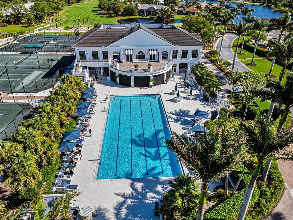 591 Audubon Blvd B-201, Naples, FL 34110-42