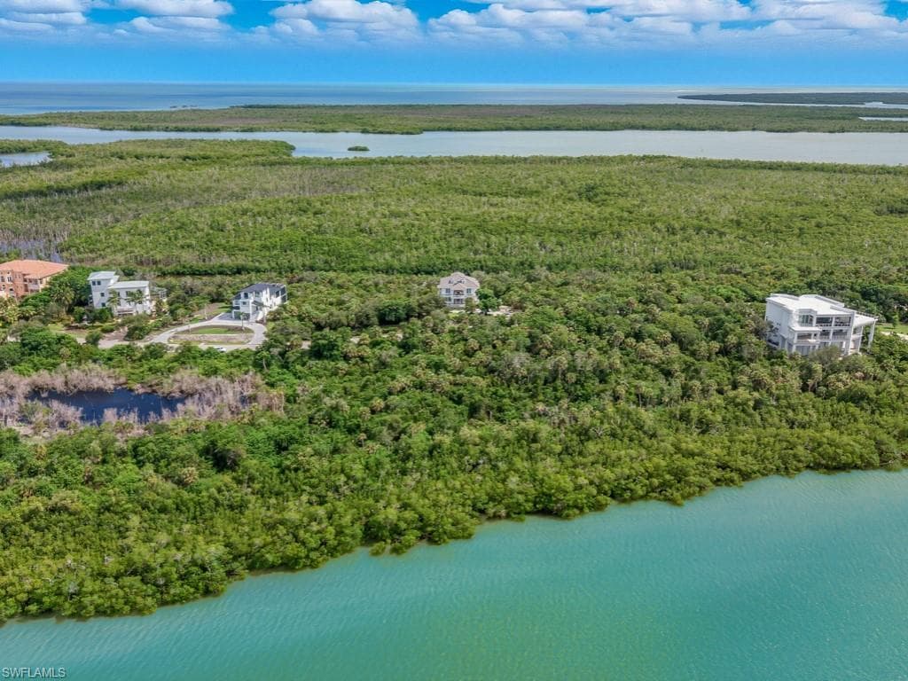 1097 Blue Hill Creek Dr, Marco Island, FL 34145-20